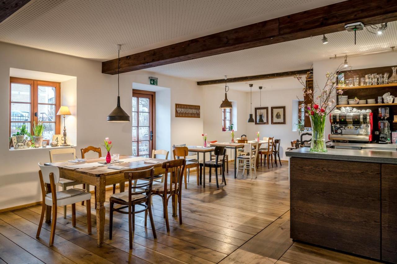 Gasthaus Unterwirt Fridolfing Exteriör bild
