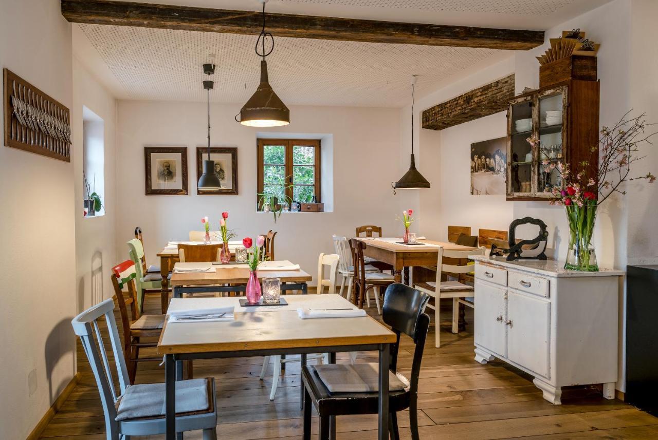 Gasthaus Unterwirt Fridolfing Exteriör bild