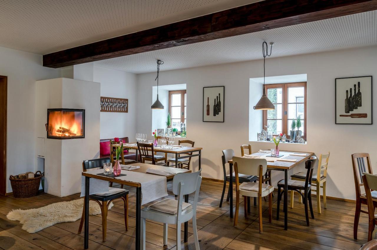 Gasthaus Unterwirt Fridolfing Exteriör bild